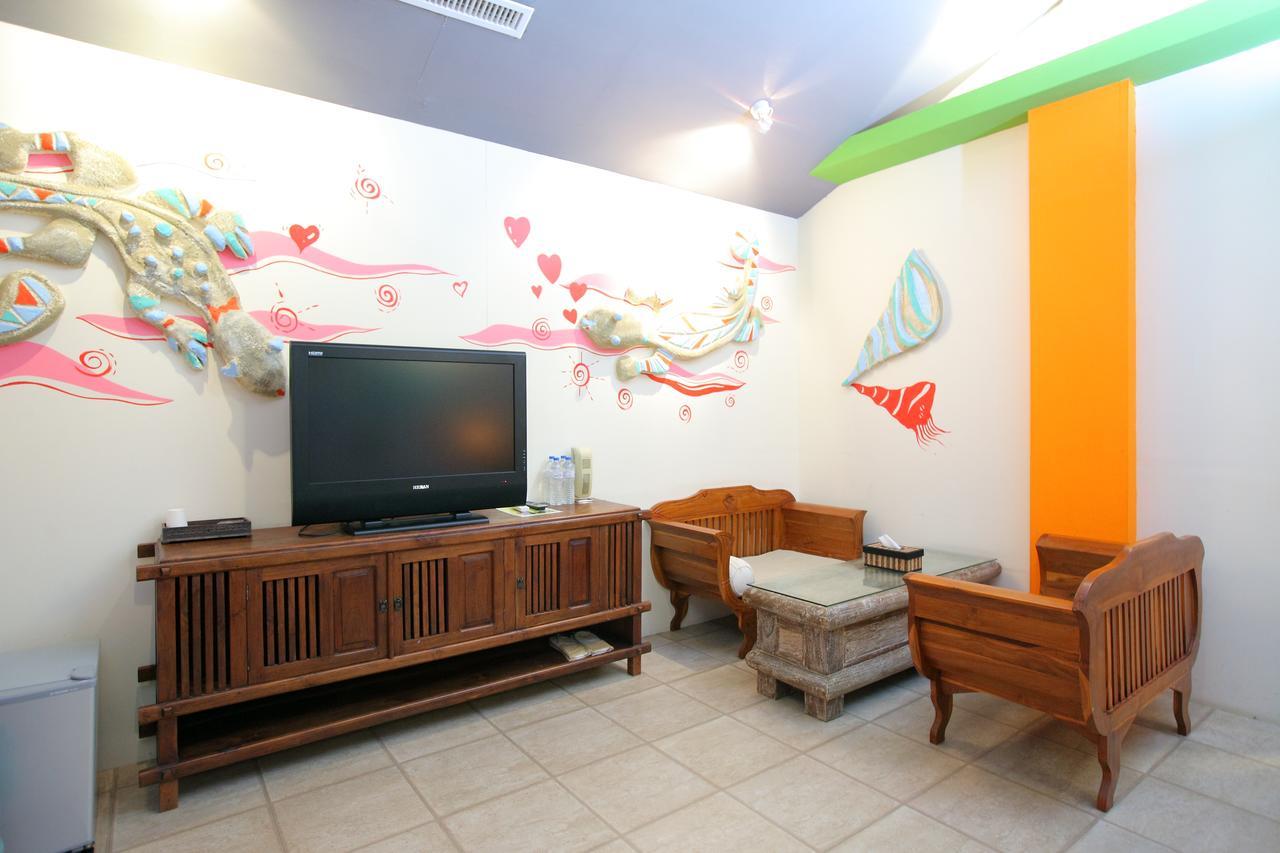 Kenting South Island Guesthouse Longshui Экстерьер фото